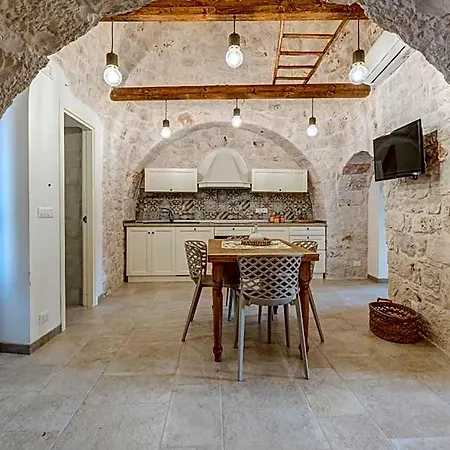 Trulli In Vigna Hotel 3*